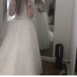 Elegant White Wedding Dress with Veil